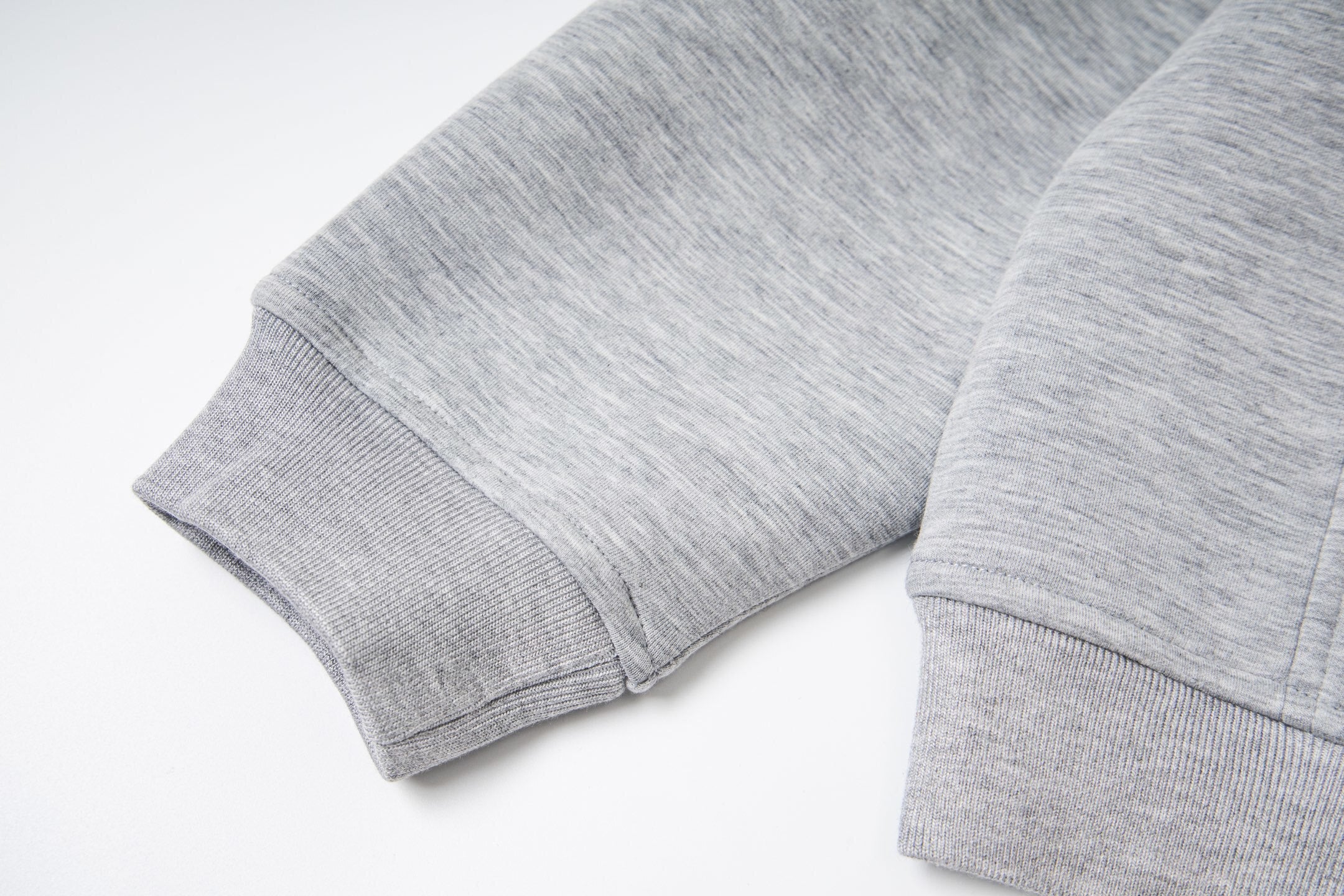 Miu Miu Felpa con Cappuccio Zip Logo