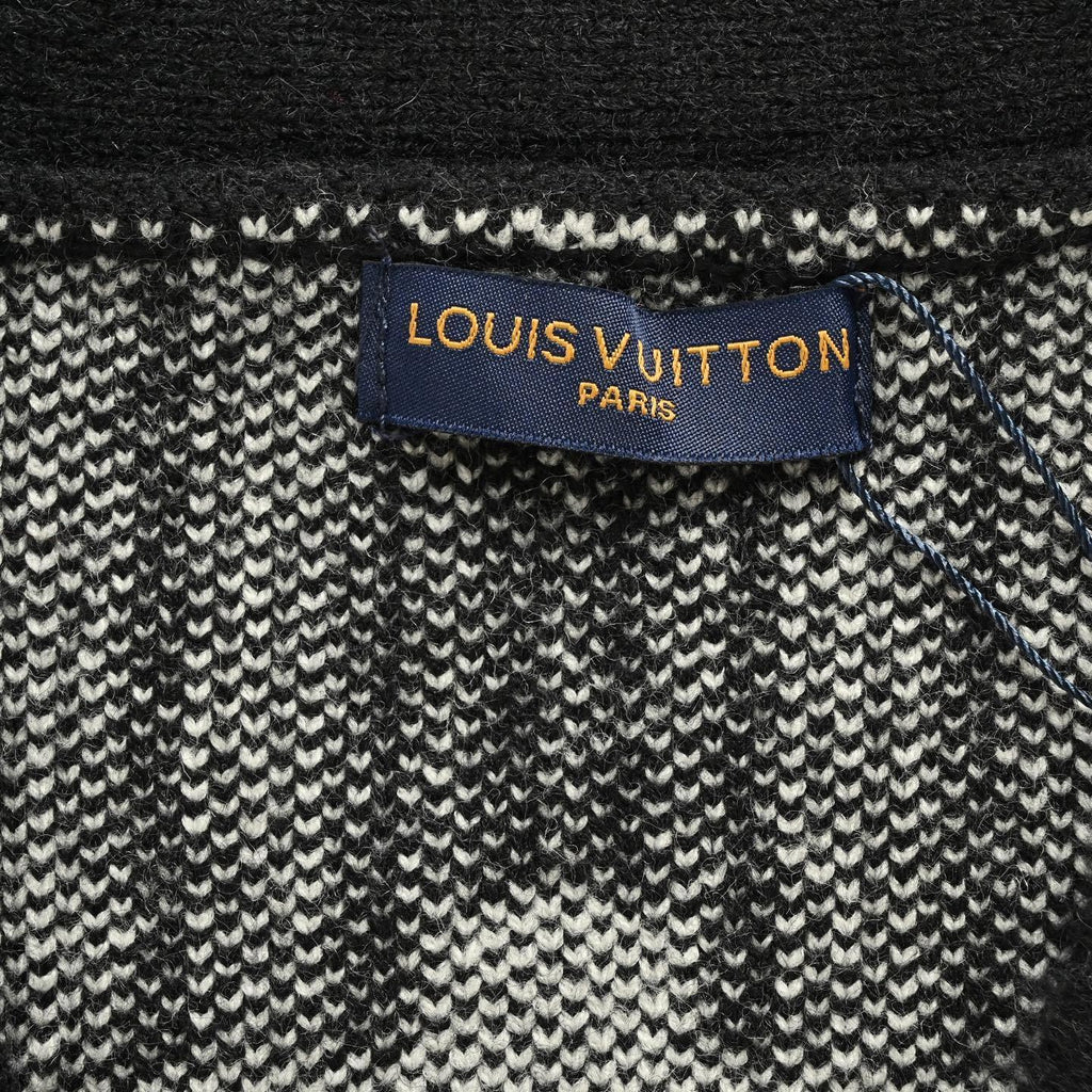 Cardigan Ispirazione Louis Vuitton Monogram – Black Edition
