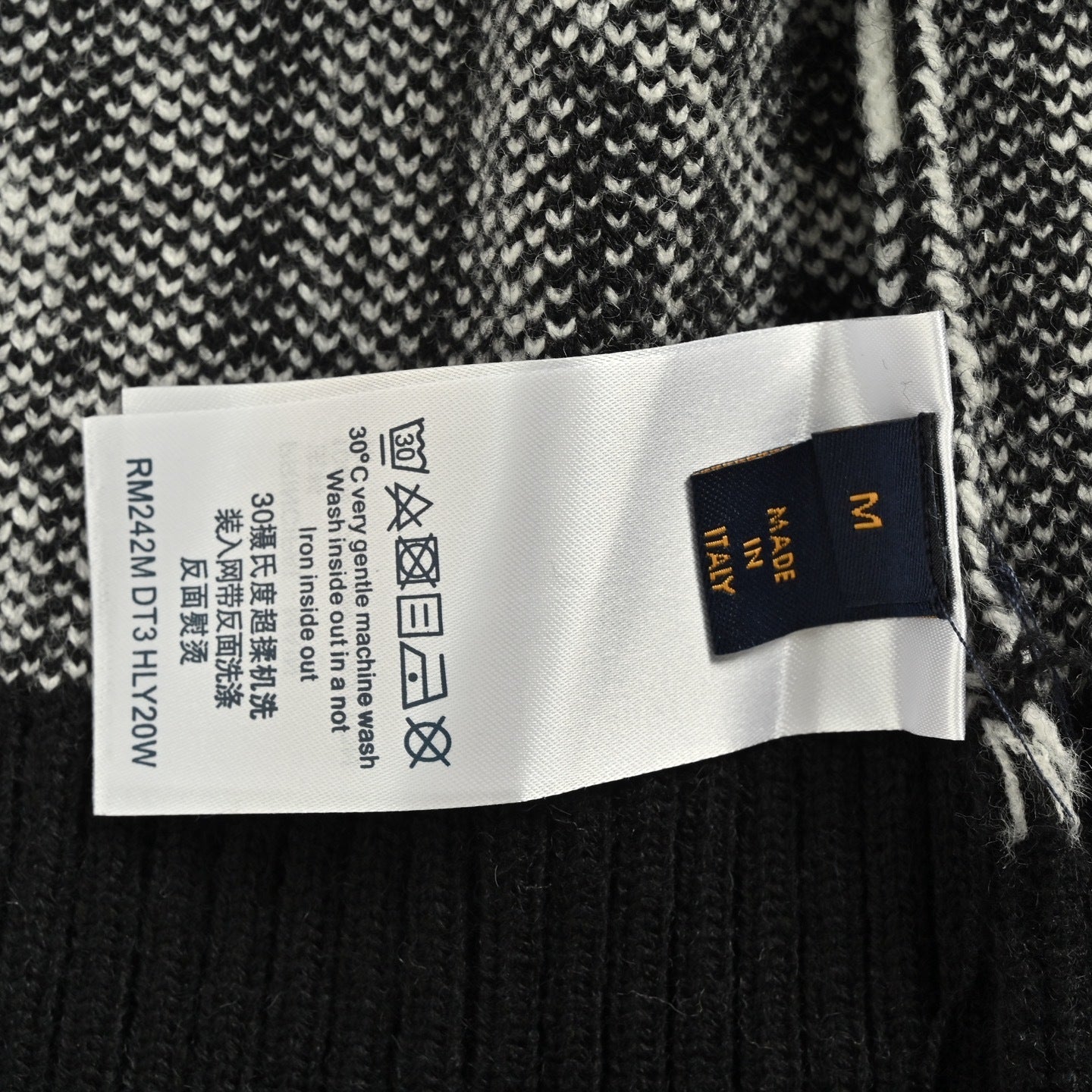 Cardigan Ispirazione Louis Vuitton Monogram – Black Edition