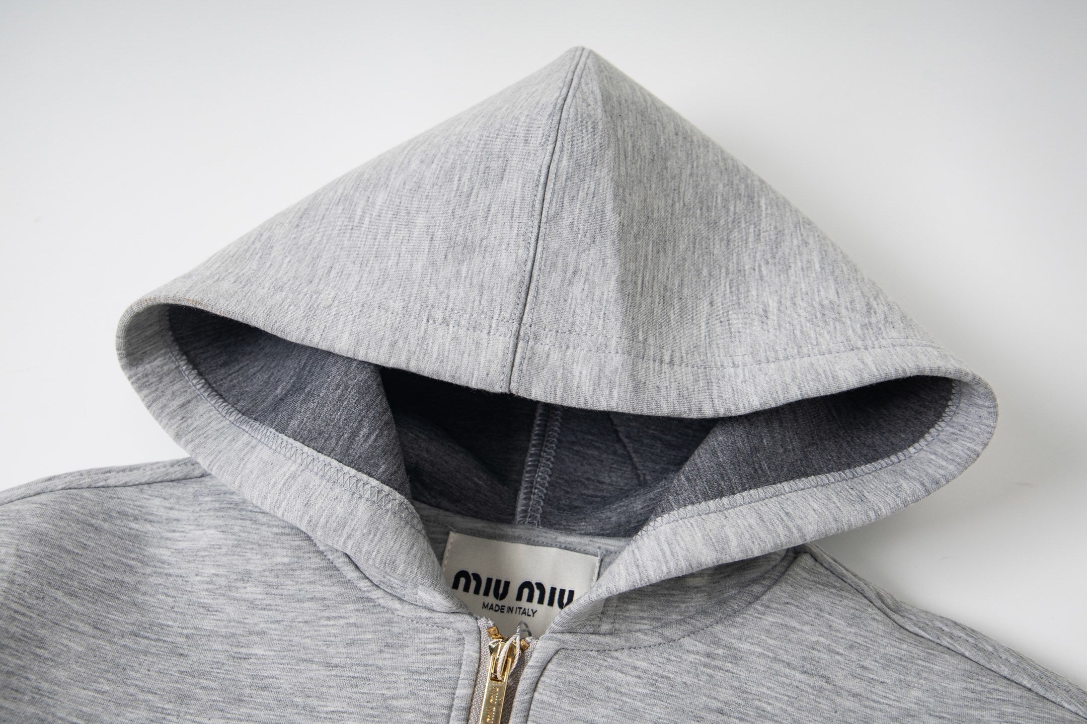 Miu Miu Felpa con Cappuccio Zip Logo